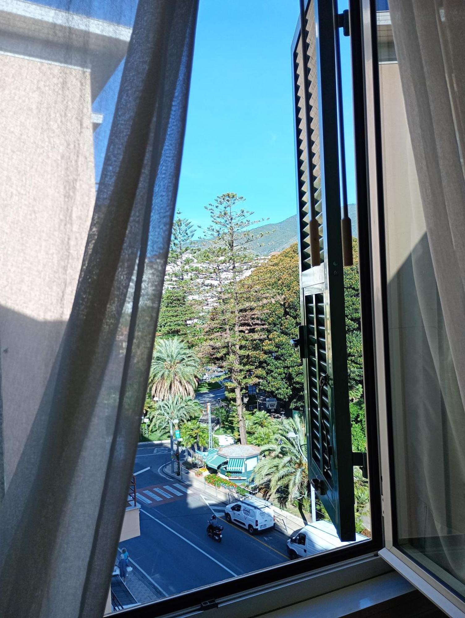 Morandi Hotel 3*